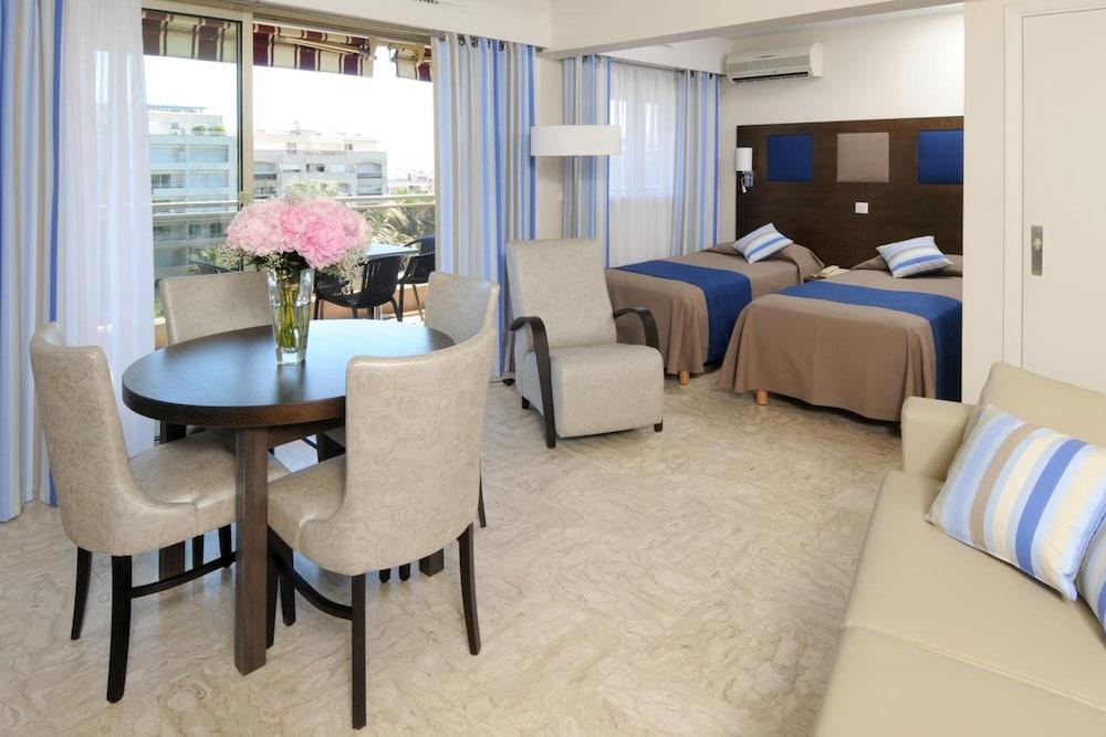 The Originals Boutique, Les Strelitzias Hotel 3*