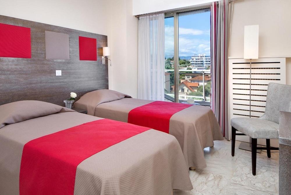 The Originals Boutique, Les Strelitzias Hotel 3*