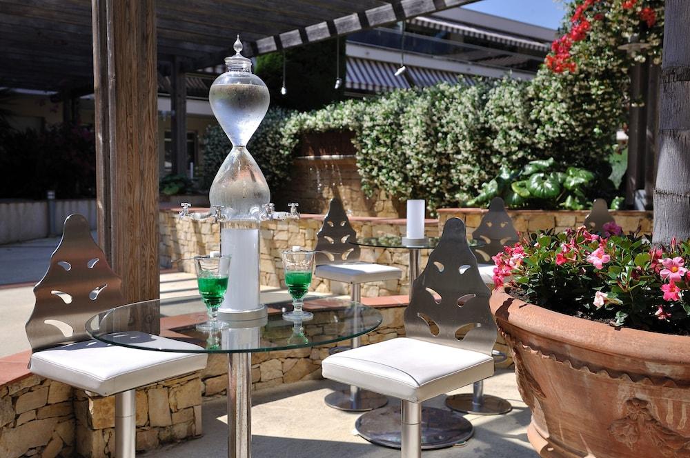 The Originals Boutique, Les Strelitzias 3* Juan-les-Pins