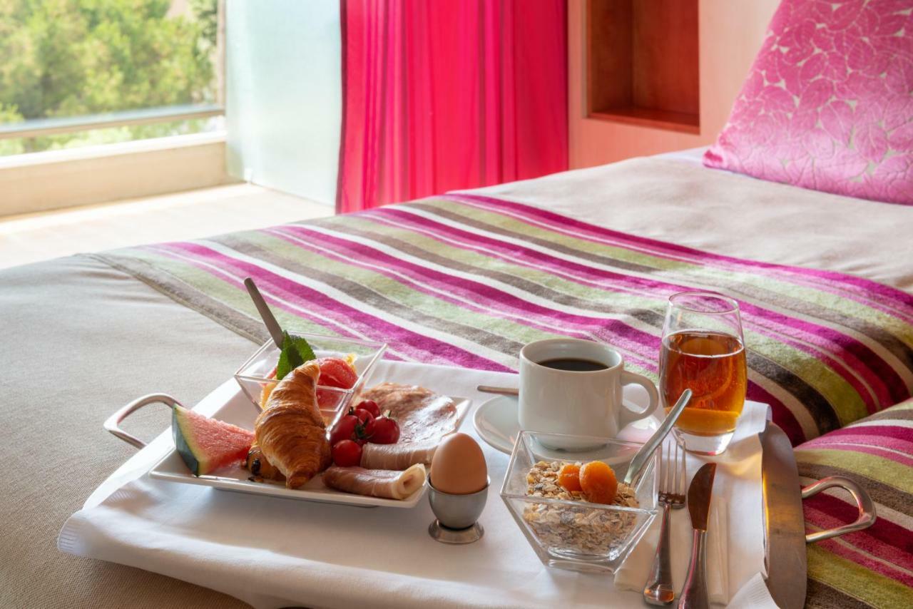 The Originals Boutique, Les Strelitzias Hotel